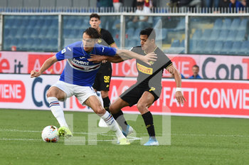 2019-09-28 - Albin Ekdal (Sampdoria), Alexis Sanchez (Inter) - SAMPDORIA VS INTER - ITALIAN SERIE A - SOCCER