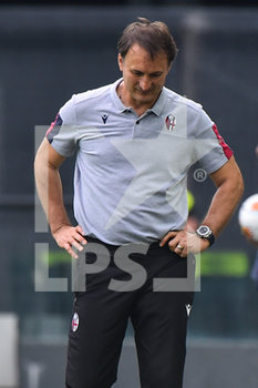 2019-09-29 - Miroslav Tanjga, secondo allenatore in panchina del Bologna, si dispera durante la gara persa con l’Udinese. - UDINESE VS BOLOGNA - ITALIAN SERIE A - SOCCER