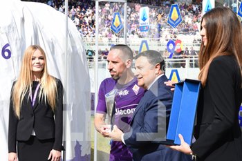 2019-10-06 - Franck Ribéry (Fiorentina) premiato - FIORENTINA VS UDINESE - ITALIAN SERIE A - SOCCER