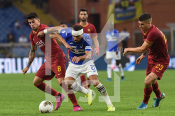 2019-10-20 - Diego Perotti (Roma), Fabio Quagliarella (Sampdoria), Gianluca Mancini (Roma) - SAMPDORIA VS ROMA - ITALIAN SERIE A - SOCCER