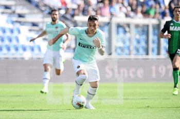 2019-10-20 - Lautaro Martinez in azione - SASSUOLO VS INTER - ITALIAN SERIE A - SOCCER
