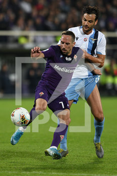 2019-10-27 - Ribery contrastato da Parolo - FIORENTINA VS LAZIO - ITALIAN SERIE A - SOCCER