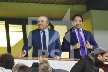 2019-10-30 - Il presidente della Fiorentina Rocco Commisso e il figlio in tribuna al Mapei stadium - SASSUOLO VS FIORENTINA - ITALIAN SERIE A - SOCCER