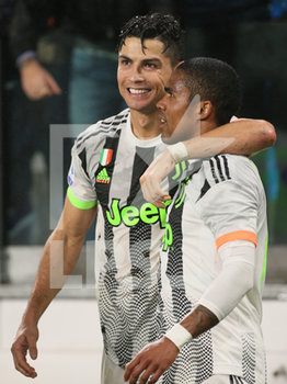 2019-10-30 - 7 Cristiano Ronaldo (JUVENTUS) e 11 Douglas Costa de Souza (JUVENTUS)
 - JUVENTUS VS GENOA - ITALIAN SERIE A - SOCCER