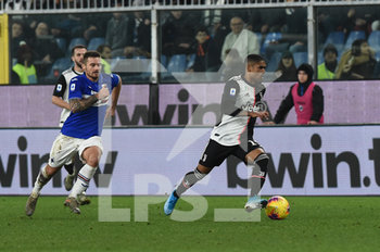 2019-12-18 - Karol Linetty (Sampdoria), Douglas Costa (Juventus) - SAMPDORIA VS JUVENTUS - ITALIAN SERIE A - SOCCER