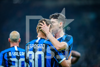 2019-12-21 - Sebastiano Esposito (FC Internazionale) e Alessandro Bastoni (FC Internazionale) - INTER VS GENOA - ITALIAN SERIE A - SOCCER