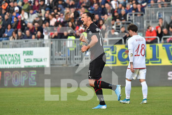 2020-01-11 - Zlatan Ibrahimovic of AC Milan - CAGLIARI VS MILAN - ITALIAN SERIE A - SOCCER