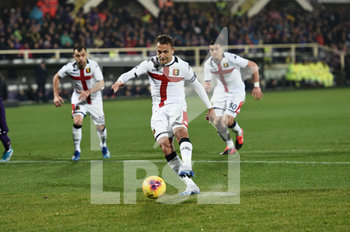 2020-01-25 - Domenico Criscito (Genoa) fallisce un calcio di rigore - FIORENTINA VS GENOA - ITALIAN SERIE A - SOCCER