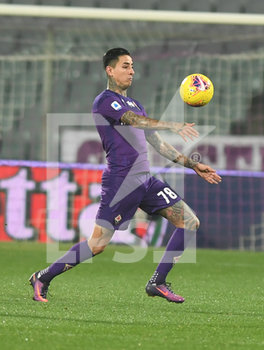 2020-01-25 - Il calciatore della   acf Fiorentina  ERICK PULGAR IN AZIONE  - FIORENTINA VS GENOA - ITALIAN SERIE A - SOCCER