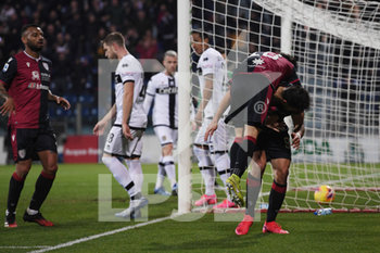 2020-02-01 - esultanza dei giocatori del Cagliari dopo il gol del 2 a 1 di Giovanni Simeone - CAGLIARI VS PARMA - ITALIAN SERIE A - SOCCER