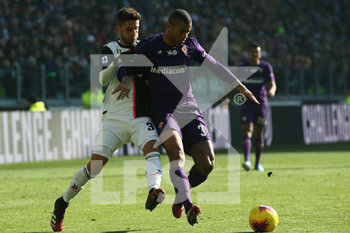 2020-02-02 - 30 Rodrigo Bentancur (Juventus) in contrasto su 3 Igor (Fiorentina) - JUVENTUS VS FIORENTINA - ITALIAN SERIE A - SOCCER