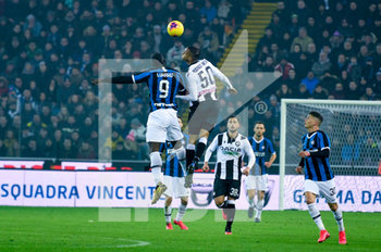 2020-02-02 - colpo di testa di Rodrigo Becao dell' Udinese Calcio - UDINESE CALCIO VS FC INTER - ITALIAN SERIE A - SOCCER