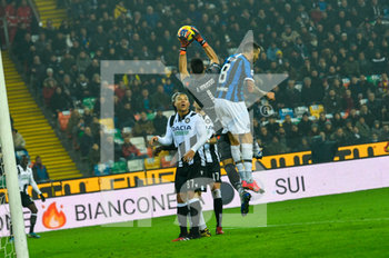 2020-02-02 - parata Juan Musso dell' Udinese Calcio - UDINESE CALCIO VS FC INTER - ITALIAN SERIE A - SOCCER