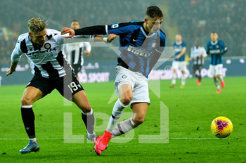 2020-02-02 - fallo di Jens Stryger Larsen dell' Udinese Calcio - UDINESE CALCIO VS FC INTER - ITALIAN SERIE A - SOCCER
