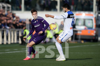 2020-02-08 - Federico Chiesa (Fiorentina) e Josè Palomino (Atalanta) in azione - FIORENTINA VS ATALANTA - ITALIAN SERIE A - SOCCER