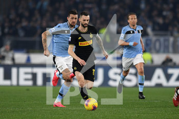 2020-02-16 - Marcelo Brozovic (Inter) e Francesco Acerbi (Lazio) - LAZIO VS INTER - ITALIAN SERIE A - SOCCER