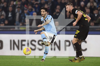 2020-02-16 - Luis Alberto (Lazio) e Milan Skriniar (Inter) - LAZIO VS INTER - ITALIAN SERIE A - SOCCER