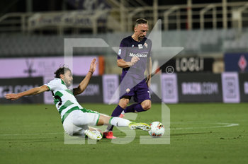 2020-07-01 - Franck Ribery (Fiorentina) e Manuel Locatelli (Sassuolo)  - FIORENTINA VS SASSUOLO - ITALIAN SERIE A - SOCCER