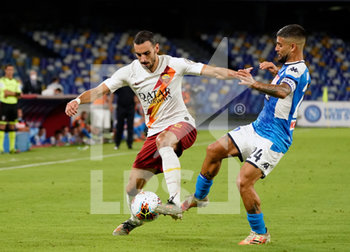 2020-07-05 - Davide Zappacosta (L) of Roma and Lorenzo Insigne of Napoli in action during match Serie A TIM between SSC Napoli and AS Roma on July 05 2020 in Naples (Italy) at San Paolo Stadium Photo LPS/MARCO IORIO - NAPOLI VS ROMA - ITALIAN SERIE A - SOCCER