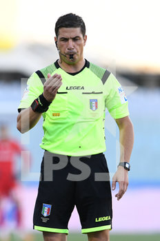 2020-07-08 - Gianluca Manganiello referee during the match - FIORENTINA VS CAGLIARI - ITALIAN SERIE A - SOCCER