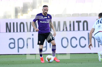 2020-07-08 - Franck Ribery of ACF Fiorentina in action - FIORENTINA VS CAGLIARI - ITALIAN SERIE A - SOCCER