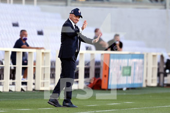 2020-07-12 - Giuseppe Iachini manager of ACF Fiorentina gestures  - FIORENTINA VS HELLAS VERONA - ITALIAN SERIE A - SOCCER