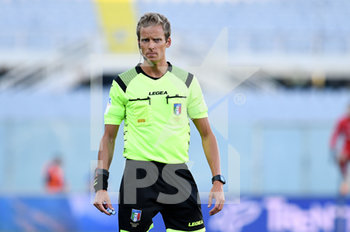 2020-07-12 - Daniele Chiffi referee during the match - FIORENTINA VS HELLAS VERONA - ITALIAN SERIE A - SOCCER