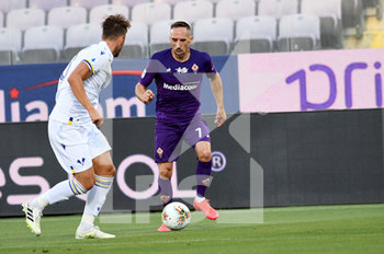 2020-07-12 - Franck Ribery of ACF Fiorentina in action  - FIORENTINA VS HELLAS VERONA - ITALIAN SERIE A - SOCCER