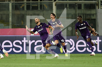 2020-07-12 - Patrick Cutrone of ACF Fiorentina celebrates after scoring a goal  - FIORENTINA VS HELLAS VERONA - ITALIAN SERIE A - SOCCER