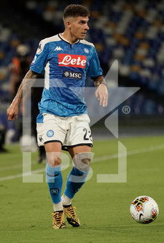 2020-07-12 - Giovanni Di Lorenzo of Napoli in action during match Serie A TIM between SSC Napoli and AC Milan on July 12 2020 in Naples (Italy) at San Paolo Stadium Photo LPS/MARCO IORIO - NAPOLI VS MILAN - ITALIAN SERIE A - SOCCER