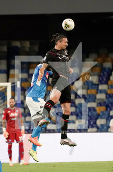 2020-07-12 - Zlatan Ibrahimovic of Milan in action during match Serie A TIM between SSC Napoli and AC Milan on July 12,2020 in Naples (Italy) at San Paolo Stadium Photo LPS/MARCO IORIO - NAPOLI VS MILAN - ITALIAN SERIE A - SOCCER