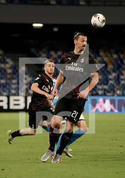 2020-07-12 - Zlatan Ibrahimovic of Milan in action during match Serie A TIM between SSC Napoli and AC Milan on July 12 2020 in Naples (Italy) at San Paolo Stadium Photo LPS/MARCO IORIO - NAPOLI VS MILAN - ITALIAN SERIE A - SOCCER