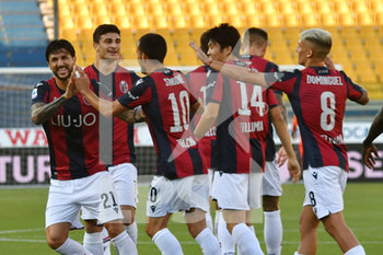 2020-07-12 - Bologna celebrates Soriano's second goal - PARMA VS BOLOGNA - ITALIAN SERIE A - SOCCER