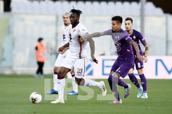 2020-07-19 -  Soualiho Meite' of Torino FC in action against Erick Pulgar of ACF Fiorentina  - FIORENTINA VS TORINO - ITALIAN SERIE A - SOCCER