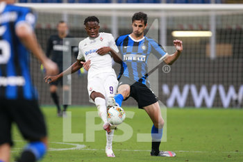 2020-07-22 - Christian Kouame (Fiorentina) e Andrea Ranocchia (Inter) - INTER VS FIORENTINA - ITALIAN SERIE A - SOCCER