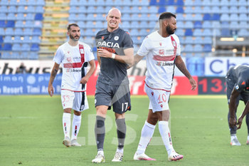 2020-07-26 - Bram Nuytinck of Udinese Calcio, Injury, Infortunio - CAGLIARI VS UDINESE - ITALIAN SERIE A - SOCCER