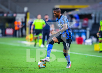 2020-07-28 - Ashley Young of FC Internazionale during the Serie A 2019/20 match between FC Internazionale vs SSC Napoli at the San Siro Stadium, Milan, Italy on July 28, 2020 - Photo Fabrizio Carabelli - INTER VS NAPOLI - ITALIAN SERIE A - SOCCER