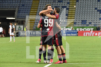 2020-07-29 - Giovanni Simeone of Cagliari Calcio, Esultanza, Celebration after scoring goal - CAGLIARI VS JUVENTUS - ITALIAN SERIE A - SOCCER