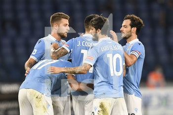 2020-07-29 - Ciro Immobile of SS Lazio celebrates with teammates after scoring a goal - LAZIO VS BRESCIA - ITALIAN SERIE A - SOCCER
