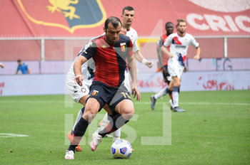 2020-09-20 - Goran Pandev (Genoa) in action - GENOA VS CROTONE - ITALIAN SERIE A - SOCCER