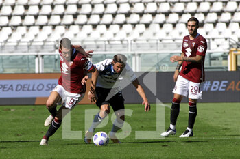 2020-09-26 - 9 Andrea Belotti (Torino FC) and Hans Hateboer (Atalanta) - TORINO VS ATALANTA - ITALIAN SERIE A - SOCCER