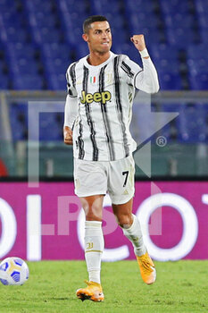 2020-09-27 - Cristiano Ronaldo of Juventus celebrates after scoring 1-1 goal during the Italian championship Serie A football match between AS Roma and Juventus FC on September 27, 2020 at Stadio Olimpico in Rome, Italy - Photo Federico Proietti / DPPI - AS ROMA VS JUVENTUS FC - ITALIAN SERIE A - SOCCER