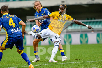 2020-09-27 - Mamadou Coulibaly (Udinese Calcio)  - HELLAS VERONA VS UDINESE - ITALIAN SERIE A - SOCCER