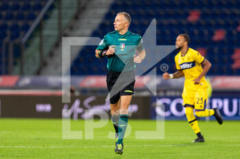 2020-09-28 - Referee Valeri (Rome) - BOLOGNA VS PARMA - ITALIAN SERIE A - SOCCER