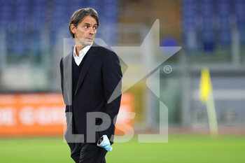 2020-10-18 - Benevento head coach Filippo Inzaghi reacts during the Italian championship Serie A football match between AS Roma and Benevento Calcio on October 18, 2020 at Stadio Olimpico in Rome, Italy - Photo Federico Proietti / DPPI - AS ROMA VS BENEVENTO CALCIO - ITALIAN SERIE A - SOCCER