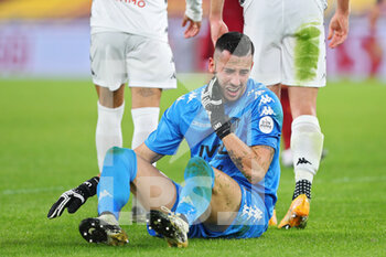 2020-10-18 - Benevento goalkeeper Lorenzo Montipo' on the ground after a faul during the Italian championship Serie A football match between AS Roma and Benevento Calcio on October 18, 2020 at Stadio Olimpico in Rome, Italy - Photo Federico Proietti / DPPI - AS ROMA VS BENEVENTO CALCIO - ITALIAN SERIE A - SOCCER