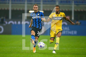 2020-10-31 - Christian Eriksen (FC Inter) and Hernani (Parma Calcio) - INTER VS PARMA - ITALIAN SERIE A - SOCCER