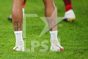 2020-11-01 - Bruno Peres of Roma shows his tattoo during warm up before the Italian championship Serie A football match between AS Roma and ACF Fiorentina on November 1, 2020 at Stadio Olimpico in Rome, Italy - Photo Federico Proietti / DPPI - AS ROMA AND ACF FIORENTINA - ITALIAN SERIE A - SOCCER