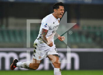 2020-11-02 - Esultanza Gianluca Lapadula (benevento) dopo il gol dell'1-1 - HELLAS VERONA VS BENEVENTO - ITALIAN SERIE A - SOCCER