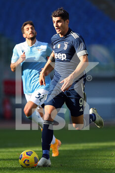 2020-11-08 - Alvaro Morata of Juventus in action during the Italian championship Serie A football match between SS Lazio and Juventus FC on November 8, 2020 at Stadio Olimpico in Rome, Italy - Photo Federico Proietti / DPPI - SS LAZIO VS JUVENTUS FC - ITALIAN SERIE A - SOCCER